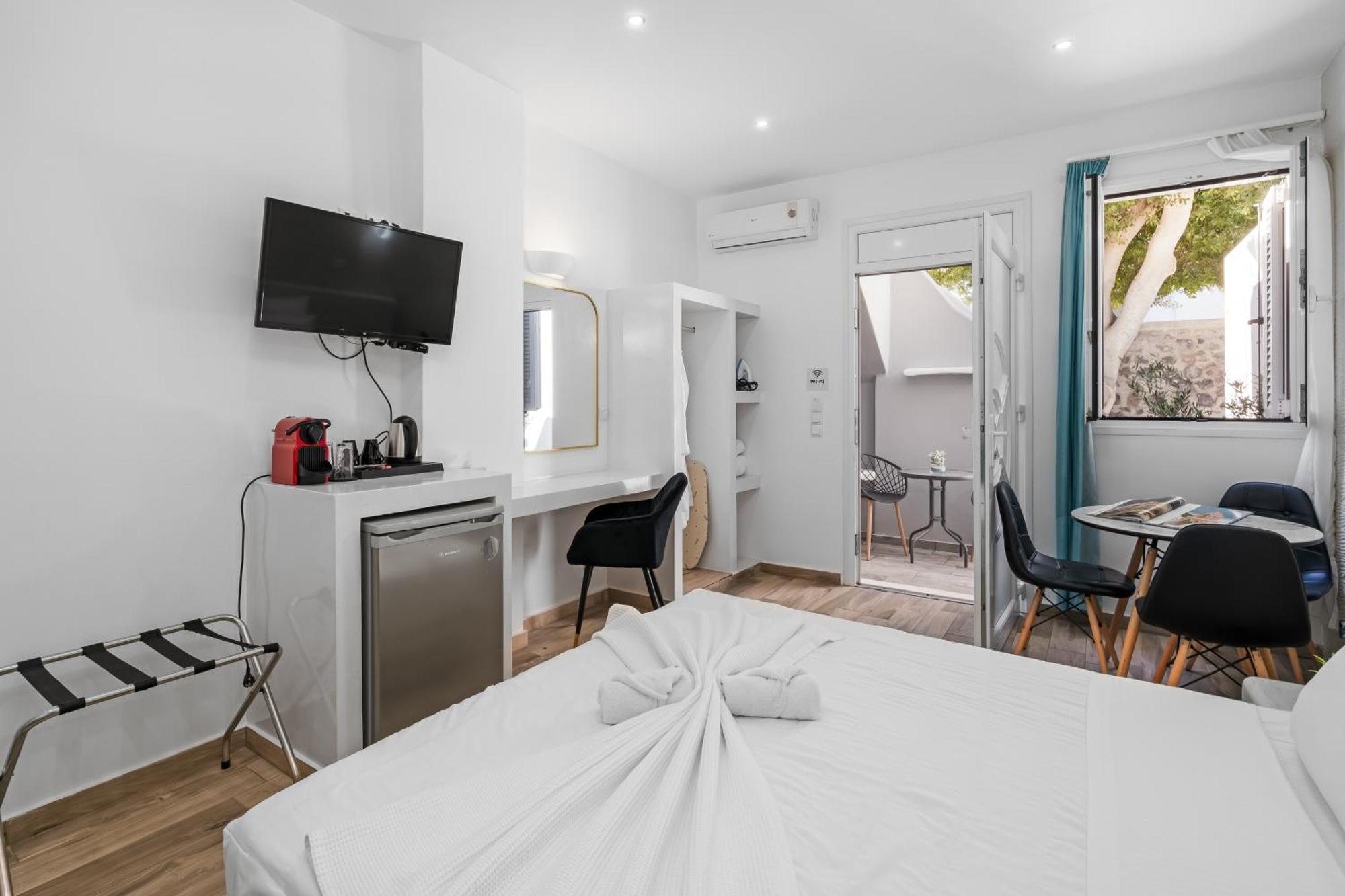 Oasis Suites Fira Fira (Santorini) Esterno foto